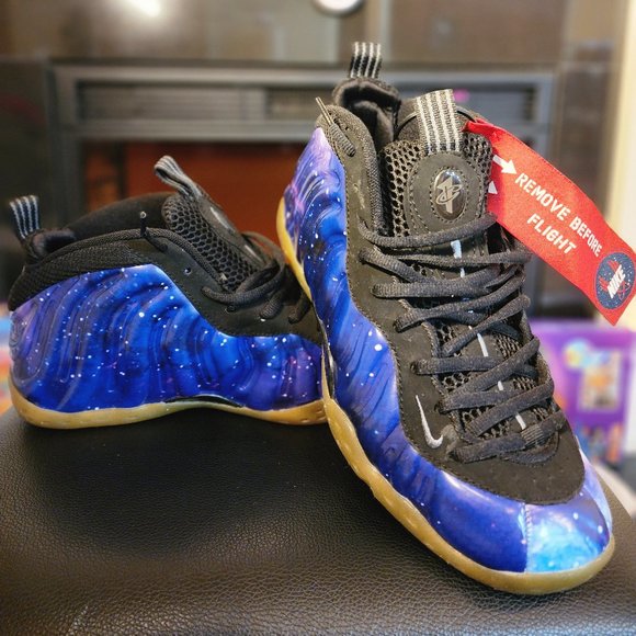8.5 Galaxy Foamposite Nike shoe main image 5